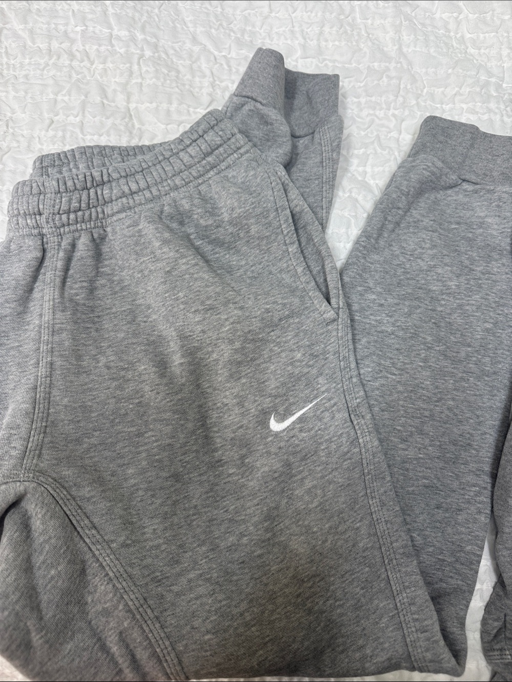 Nike Men's Grey Crewneck Sweatshirt with joggers pants - Picture 2 of 6